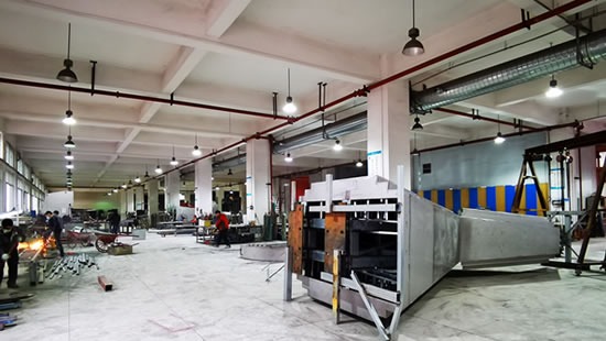 巨匠聯合標識，公司擁有現代化廠房面積近1萬平方米